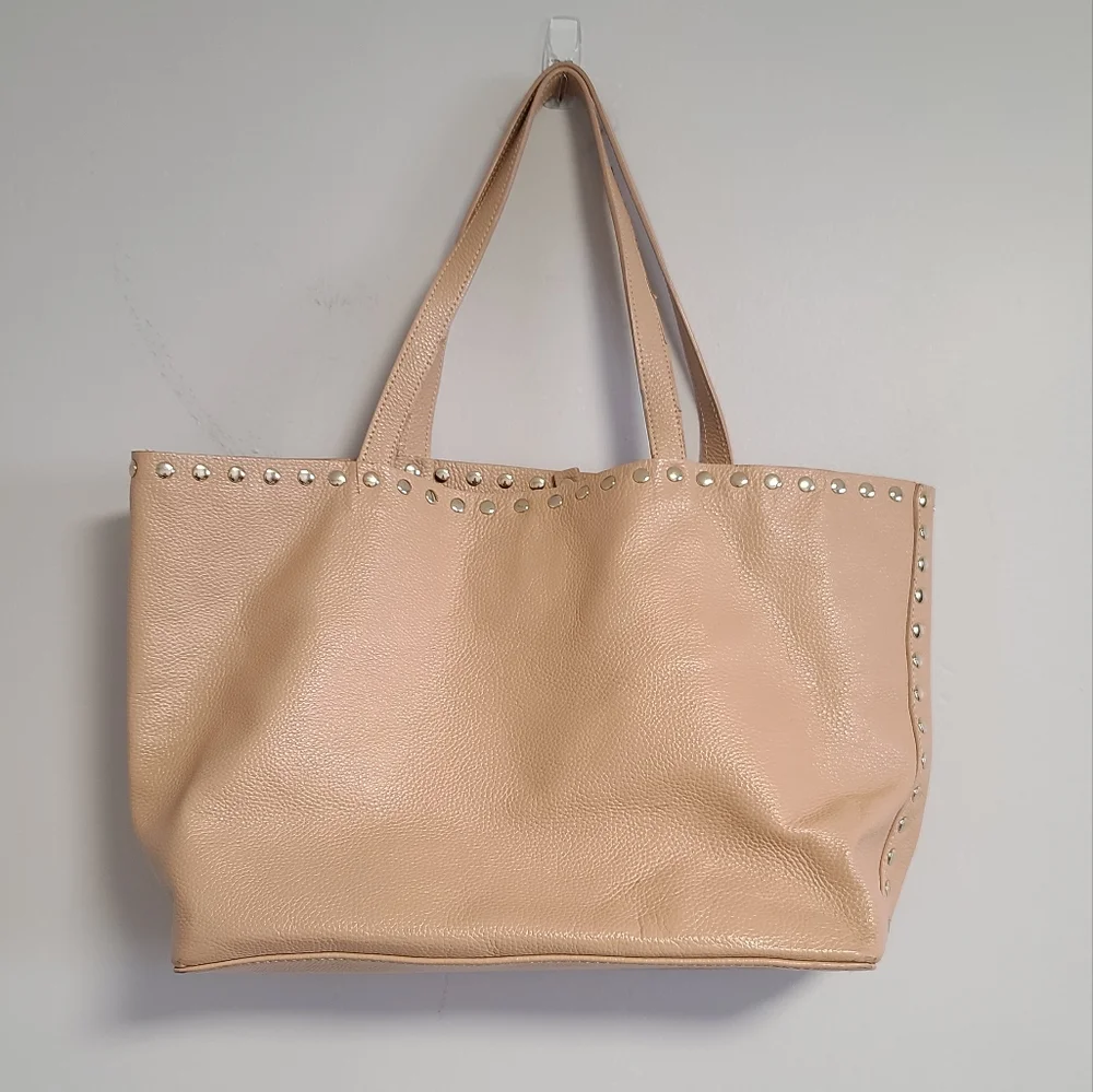 Laggo remy tote handbag